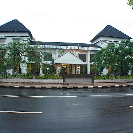 Hotel Pacific סוראבאיה מראה חיצוני תמונה