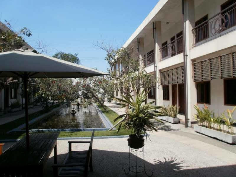 Hotel Pacific סוראבאיה מראה חיצוני תמונה